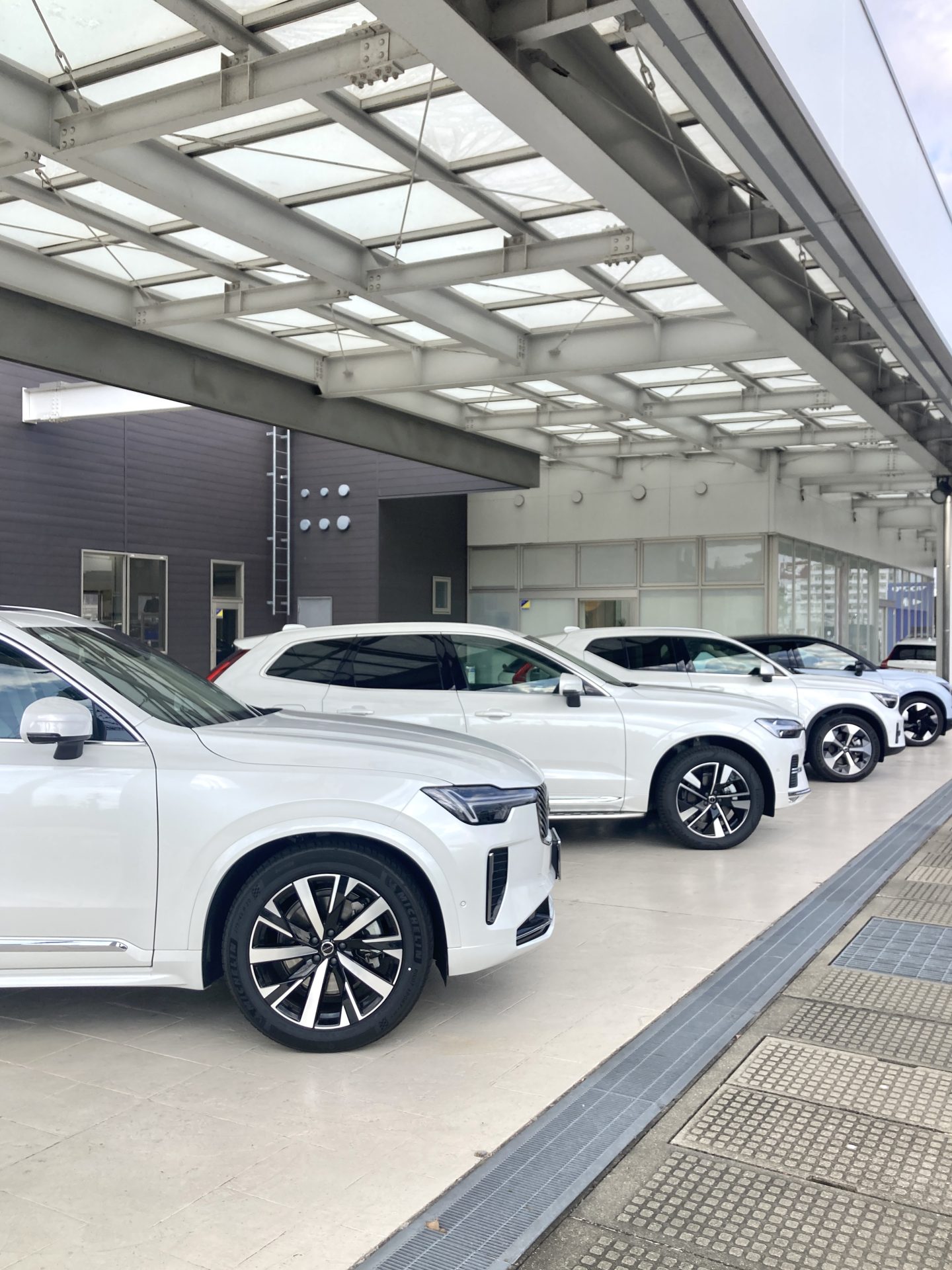 info 】 試乗車紹介 | ボルボ・カー 高松